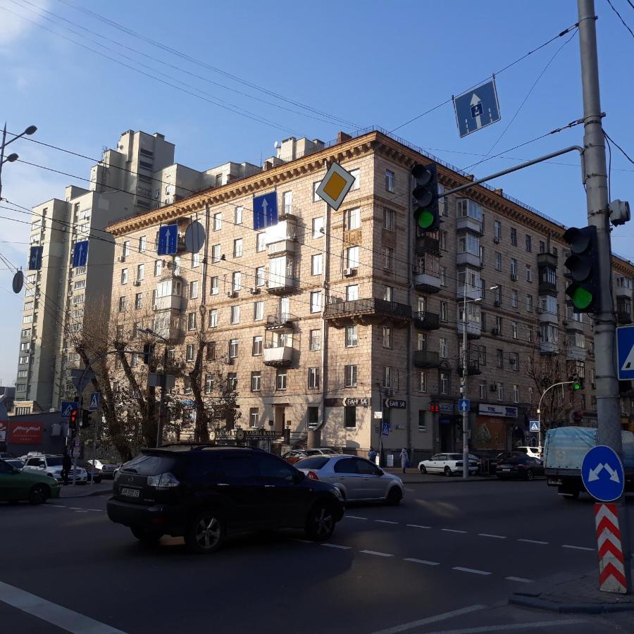 Velka Vasylkivska, 132. *